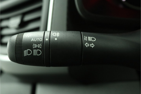 Renault Trafic 2.0 dCi 130 T30 L2H1 Luxe Excl. BTW Airco - Cruise Control - Bluetooth - Trekhaak - Parkeersensor Achter - Zijschuifdeur Rechts - 12 Maanden BOVAG Garantie