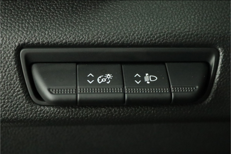 Renault Trafic 2.0 dCi 130 T30 L2H1 Luxe Excl. BTW Airco - Cruise Control - Bluetooth - Trekhaak - Parkeersensor Achter - Zijschuifdeur Rechts - 12 Maanden BOVAG Garantie