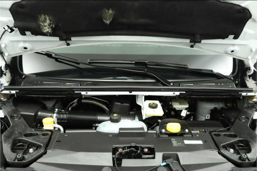 Renault Trafic 2.0 dCi 130 T30 L2H1 Luxe Excl. BTW Airco - Cruise Control - Bluetooth - Trekhaak - Parkeersensor Achter - Zijschuifdeur Rechts - 12 Maanden BOVAG Garantie