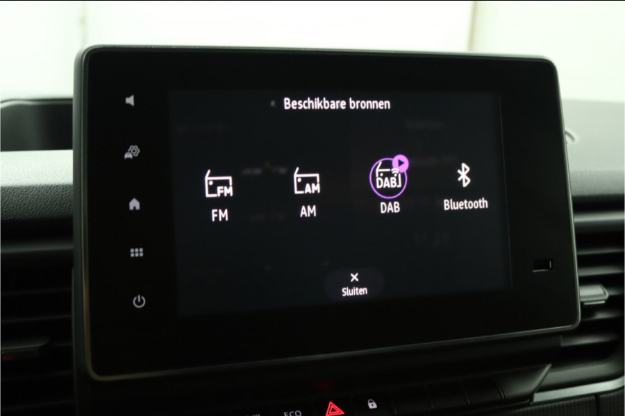 Renault Trafic 2.0 dCi 130 T30 L2H1 Luxe Excl. BTW Airco - Cruise Control - Bluetooth - Trekhaak - Parkeersensor Achter - Zijschuifdeur Rechts - 12 Maanden BOVAG Garantie