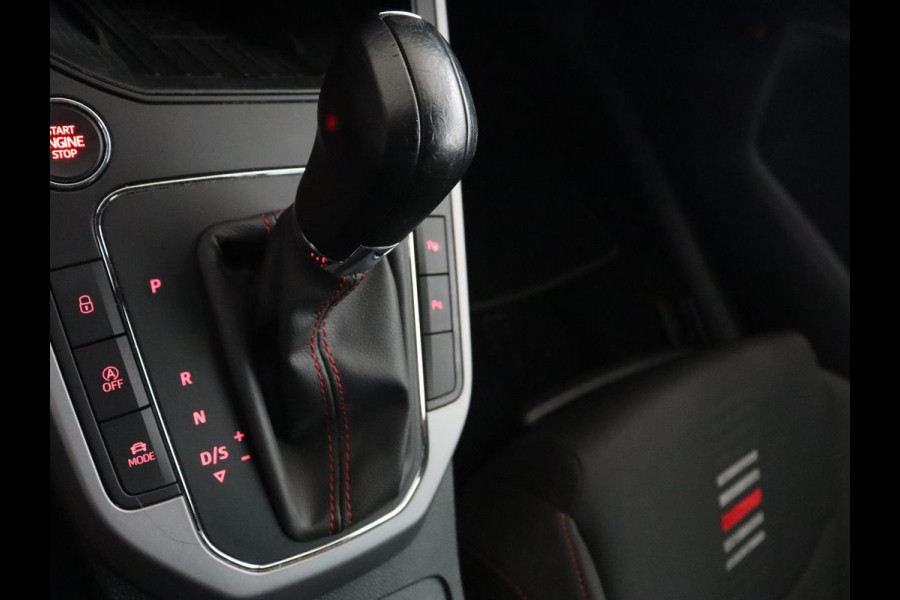 Seat Arona 1.0 TSI FR Intens | 87.800km NAP | Full LED | Virtual Cockpit | Beats Pack | Camera | Carplay | 18'' | Dodehoek detectie | Adaptive cruise | Parkeerhulp | Climate control | Navigatie | Keyless