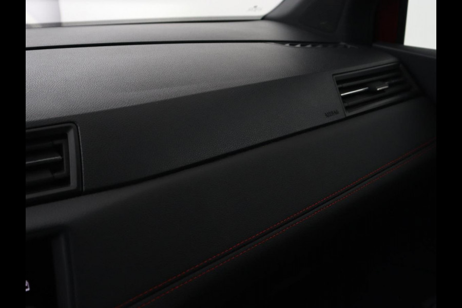 Seat Arona 1.0 TSI FR Intens | 87.800km NAP | Full LED | Virtual Cockpit | Beats Pack | Camera | Carplay | 18'' | Dodehoek detectie | Adaptive cruise | Parkeerhulp | Climate control | Navigatie | Keyless