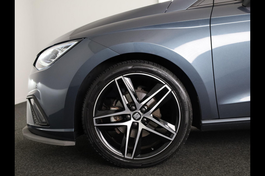 Seat Ibiza 1.0 TSI FR Business Intense Plus 115pk | Virtual Cockpit | 17 inch lichtmetalen velgen | Apple Carplay / Android auto | Climatronic