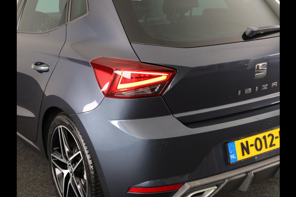Seat Ibiza 1.0 TSI FR Business Intense Plus 115pk | Virtual Cockpit | 17 inch lichtmetalen velgen | Apple Carplay / Android auto | Climatronic
