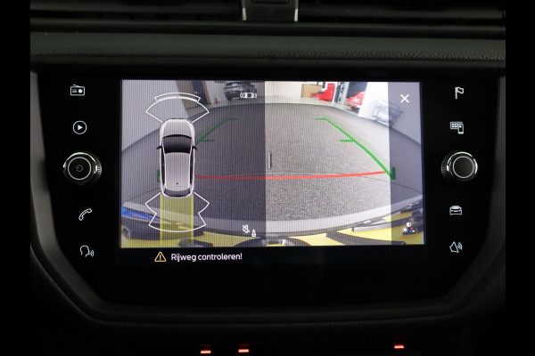 Seat Ibiza 1.0 TSI FR Business Intense Plus 115pk | Virtual Cockpit | 17 inch lichtmetalen velgen | Apple Carplay / Android auto | Climatronic