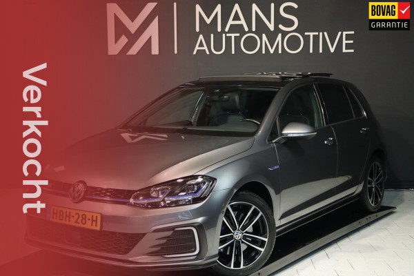 Volkswagen Golf 1.4 TSI PHEV GTE / PANODAK / KEYLESS / ACC / CAMERA / DODEHOEK
