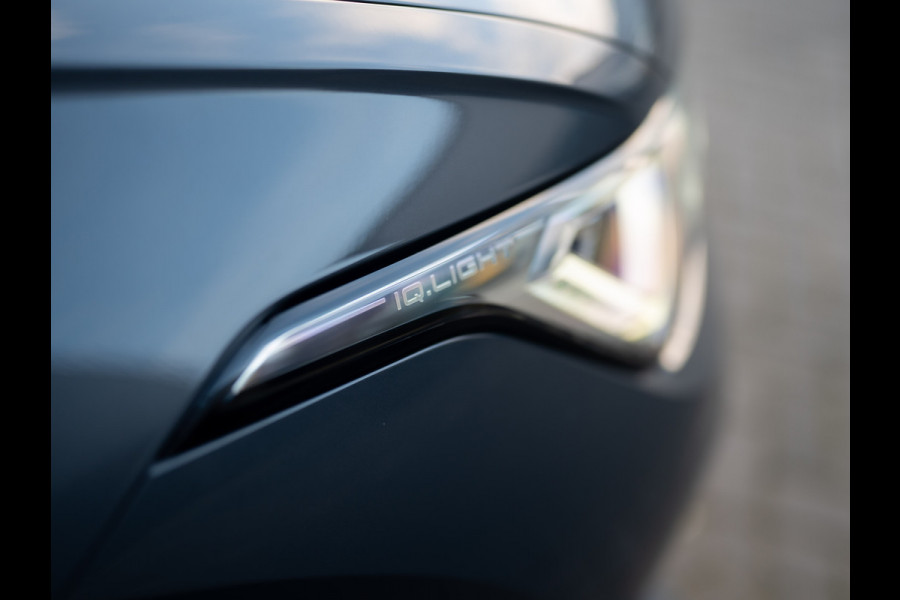 Volkswagen Tiguan 1.5 TSI R-Line Business+ | Side Assist | Keyless | 20'' | Camera | Elk. A-klep | IQ Light | Prijs Rijklaar!!