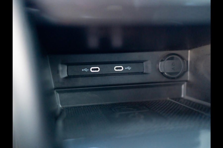 Volkswagen Tiguan 1.5 TSI R-Line Business+ | Side Assist | Keyless | 20'' | Camera | Elk. A-klep | IQ Light | Prijs Rijklaar!!