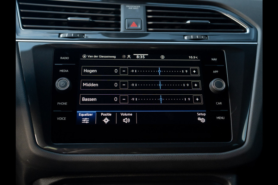 Volkswagen Tiguan 1.5 TSI R-Line Business+ | Side Assist | Keyless | 20'' | Camera | Elk. A-klep | IQ Light | Prijs Rijklaar!!