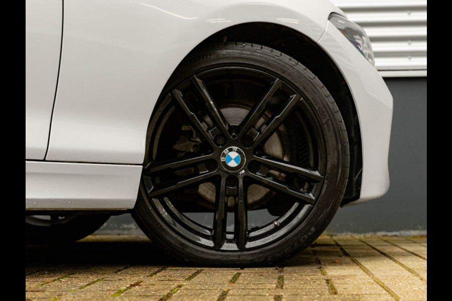 BMW 1-serie 118i M-Sport - Dak - Harman Kardon - ACC - Navi Prof - Shadow Edition