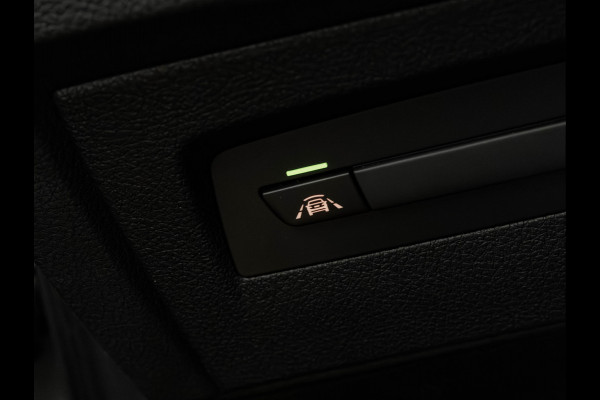 BMW 1-serie 118i M-Sport - Dak - Harman Kardon - ACC - Navi Prof - Shadow Edition