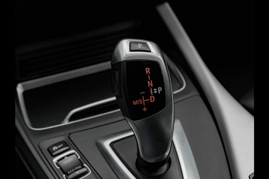 BMW 1-serie 118i M-Sport - Dak - Harman Kardon - ACC - Navi Prof - Shadow Edition