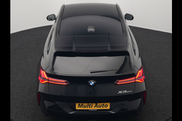 BMW X3 30e xDrive M Sport PRO Plug In Hybrid 299pk PHEV | Trekhaak af Fabriek | Adaptive Cruise | 21" L.M | | Lederen Sportstoelen Memory & Ventilatie | Head Up | 360 Camera | Harman Kardon |