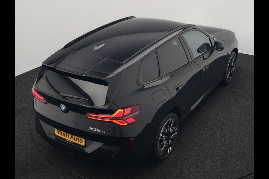 BMW X3 30e xDrive M Sport PRO Plug In Hybrid 299pk PHEV | Trekhaak af Fabriek | Adaptive Cruise | 21" L.M | | Lederen Sportstoelen Memory & Ventilatie | Head Up | 360 Camera | Harman Kardon |