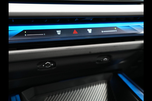 BMW X3 30e xDrive M Sport PRO Plug In Hybrid 299pk PHEV | Trekhaak af Fabriek | Adaptive Cruise | 21" L.M | | Lederen Sportstoelen Memory & Ventilatie | Head Up | 360 Camera | Harman Kardon |