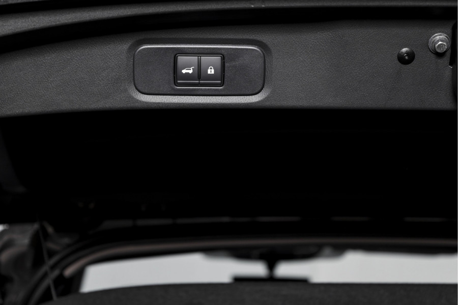 Nissan QASHQAI 1.3 MHEV 158 PK Xtronic N-Connecta - Automaat | Cold Pack |  Easy Pack | Dig. Cockpit | Adapt. Cruise | 360 Camera | PDC | NAV + App Connect | LM 18" | ECC | 6216