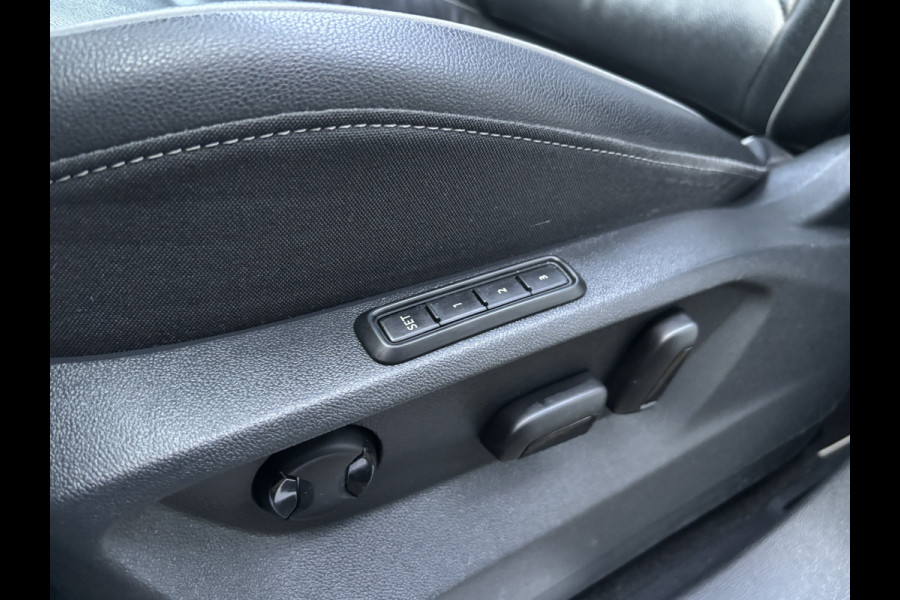 Volkswagen Tiguan Allspace 1.5 TSI Highline Business R 7p. | Pano | Leer | Trekhaak | 360 Camera | Stoelverwarming