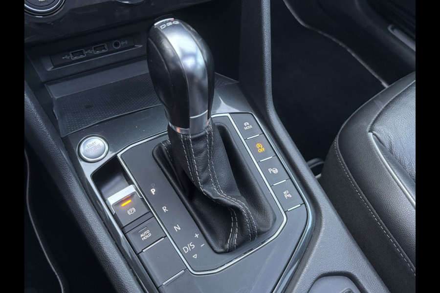Volkswagen Tiguan Allspace 1.5 TSI Highline Business R 7p. | Pano | Leer | Trekhaak | 360 Camera | Stoelverwarming