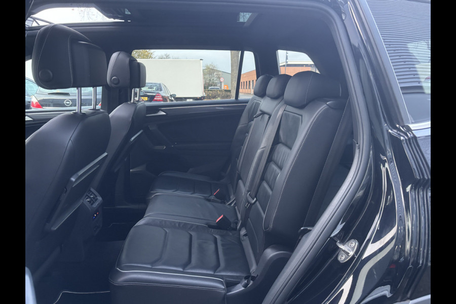 Volkswagen Tiguan Allspace 1.5 TSI Highline Business R 7p. | Pano | Leer | Trekhaak | 360 Camera | Stoelverwarming