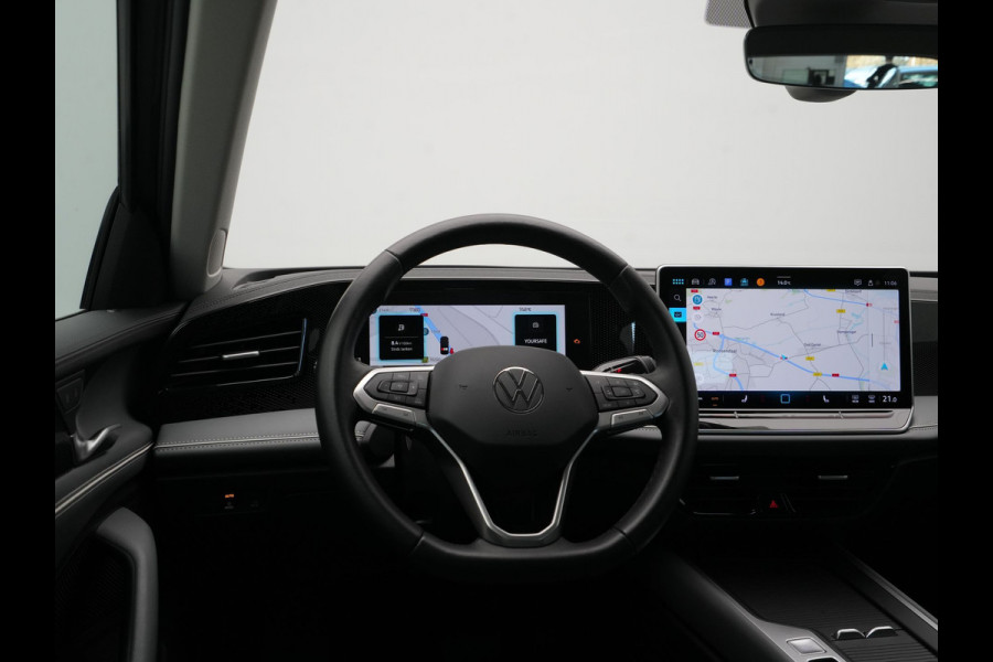 Volkswagen Passat Variant 1.5 eTSI 150pk Business Trekhaak Navigatie Camera Acc 112