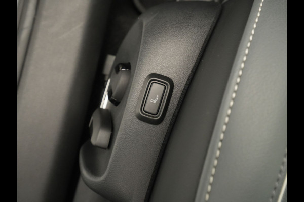 Volkswagen Passat Variant 1.5 eTSI 150pk Business Trekhaak Navigatie Camera Acc 112