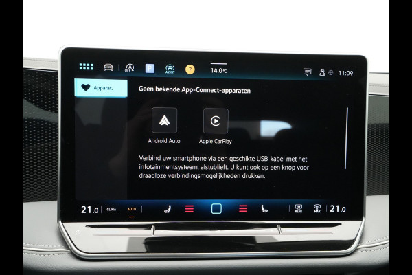 Volkswagen Passat Variant 1.5 eTSI 150pk Business Trekhaak Navigatie Camera Acc 112