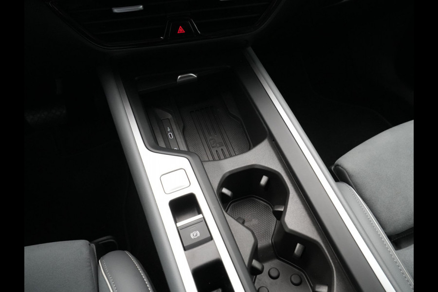 Volkswagen Passat Variant 1.5 eTSI 150pk Business Trekhaak Navigatie Camera Acc 112