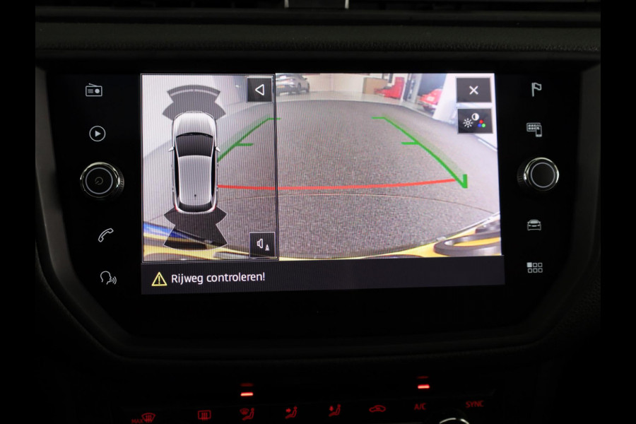 Seat Ibiza 1.0 TSI FR Business Intense 115pk Automaat | Panoramdak | Led koplampen | Apple Carplay/ Android auto | 17 inch lichtmetalen velgen