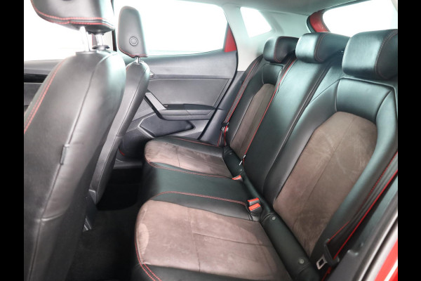 Seat Ibiza 1.0 TSI FR Business Intense 115pk Automaat | Panoramdak | Led koplampen | Apple Carplay/ Android auto | 17 inch lichtmetalen velgen