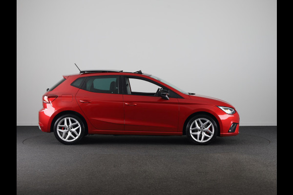 Seat Ibiza 1.0 TSI FR Business Intense 115pk Automaat | Panoramdak | Led koplampen | Apple Carplay/ Android auto | 17 inch lichtmetalen velgen