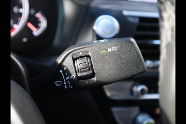 BMW X4 xDrive30i High Executive M Sport Pakket Automaat / Navigatie Professional / Panoramadak / Head-Up Display / Driving Assistant Plus / Innovation Pakket / Leder / M Sportremsysteem / Adaptief Onderstel / 20 Inch