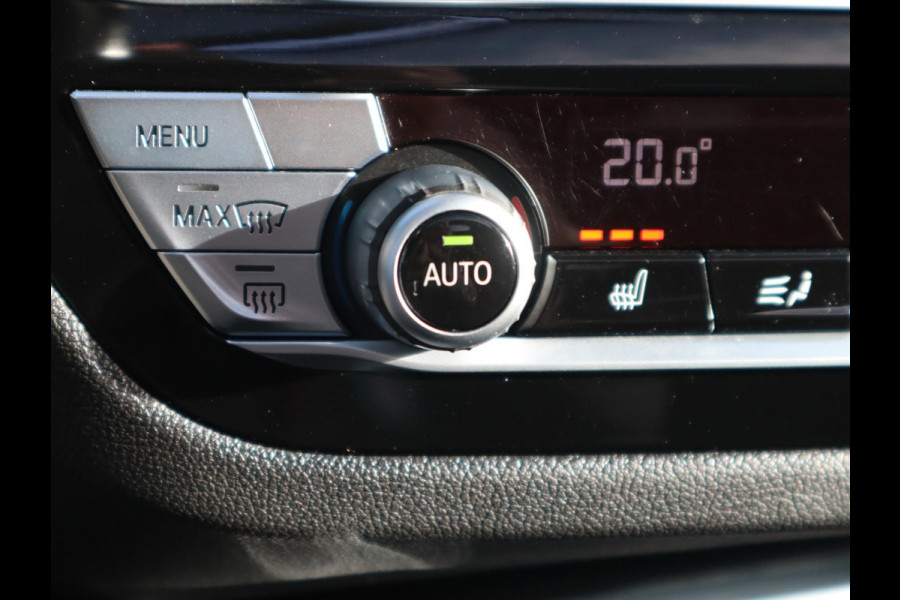 BMW X4 xDrive30i High Executive M Sport Pakket Automaat / Navigatie Professional / Panoramadak / Head-Up Display / Driving Assistant Plus / Innovation Pakket / Leder / M Sportremsysteem / Adaptief Onderstel / 20 Inch