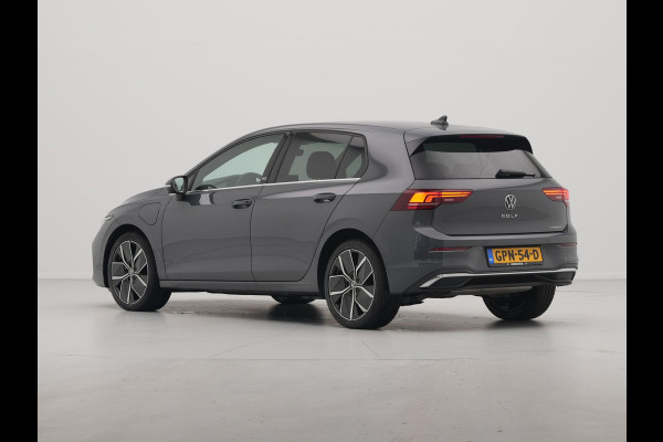 Volkswagen Golf 1.5 eHybrid 204pk 50 Edition Navigatie Camera Stoelverwarming Carplay Stoelmassage 143