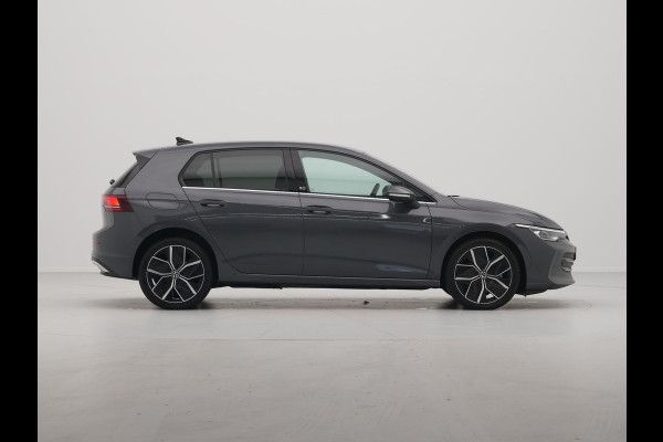 Volkswagen Golf 1.5 eHybrid 204pk 50 Edition Navigatie Camera Stoelverwarming Carplay Stoelmassage 143