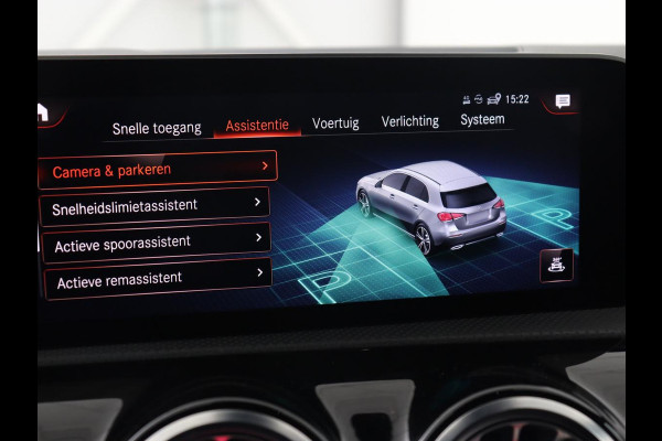 Mercedes-Benz A-Klasse 250e AMG Limited | Trekhaak | Stoelverwarming | Camera | Sfeerverlichting | Navigatie | Widescreen | Park Assist | Full LED | Leder/Alcantara | Climate control | PHEV | Plug In