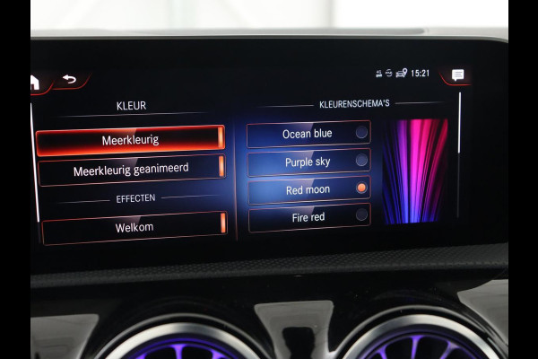 Mercedes-Benz A-Klasse 250e AMG Limited | Trekhaak | Stoelverwarming | Camera | Sfeerverlichting | Navigatie | Widescreen | Park Assist | Full LED | Leder/Alcantara | Climate control | PHEV | Plug In