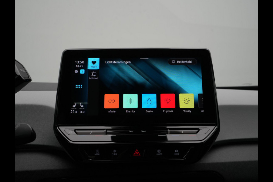 Volkswagen ID.3 First Plus 58 kWh 204pk Navigatie Camera Stoel/Stuurverwarming Carplay Pdc 2