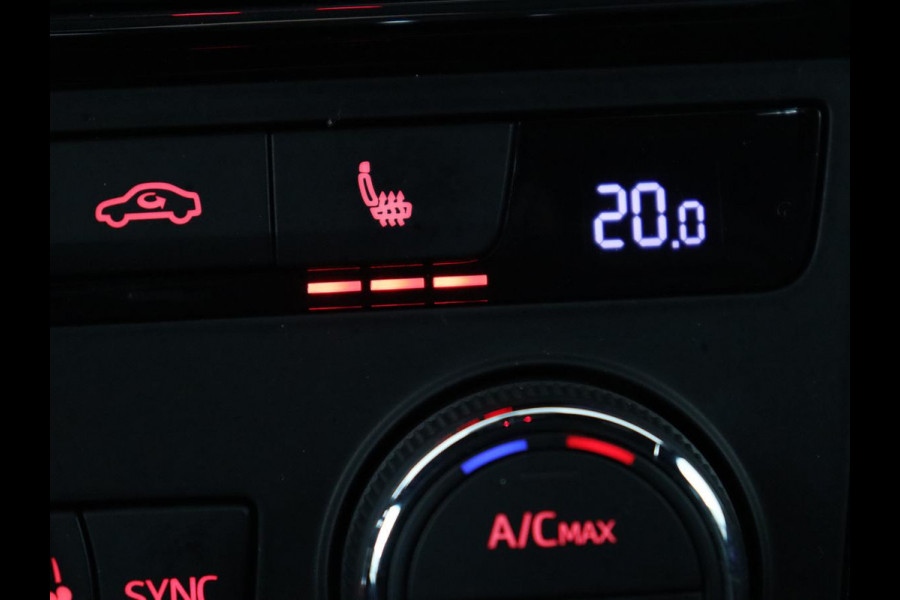 Seat Leon 2.0 TSI Cupra 300 | Panoramadak | Stoelverwarming | Carplay | Camera | Leder/Alcanatara | Full LED | Sfeerverlichting | 19'' | Navigatie | Climate control | Parkeerhulp | Cruise control