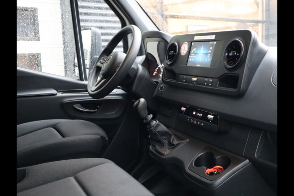 Mercedes-Benz Sprinter 315 CDI Euro 6 Bakwagen Laadklep - MBUX - LED