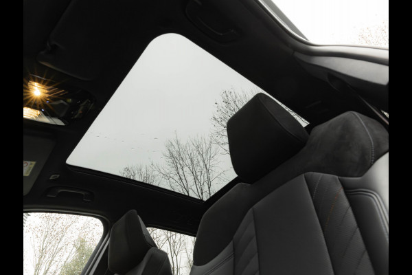 BMW X3 30e xDrive M-Sport Pro - Pano - Trekhaak - ACC - Harman Kardon - Head-up