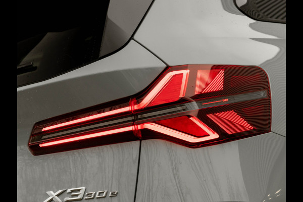 BMW X3 30e xDrive M-Sport Pro - Pano - Trekhaak - ACC - Harman Kardon - Head-up