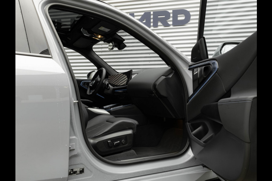 BMW X3 30e xDrive M-Sport Pro - Pano - Trekhaak - ACC - Harman Kardon - Head-up