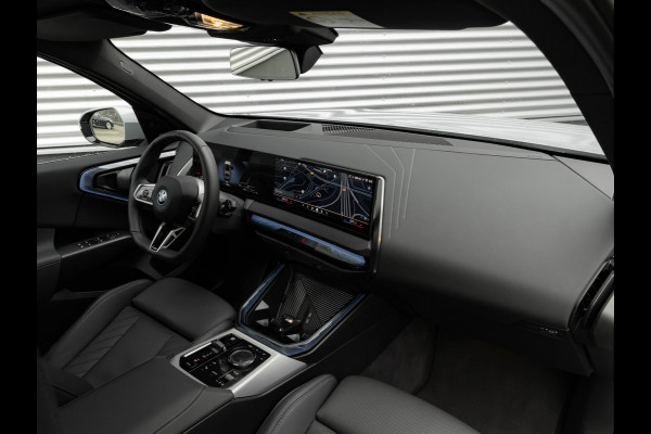 BMW X3 30e xDrive M-Sport Pro - Pano - Trekhaak - ACC - Harman Kardon - Head-up