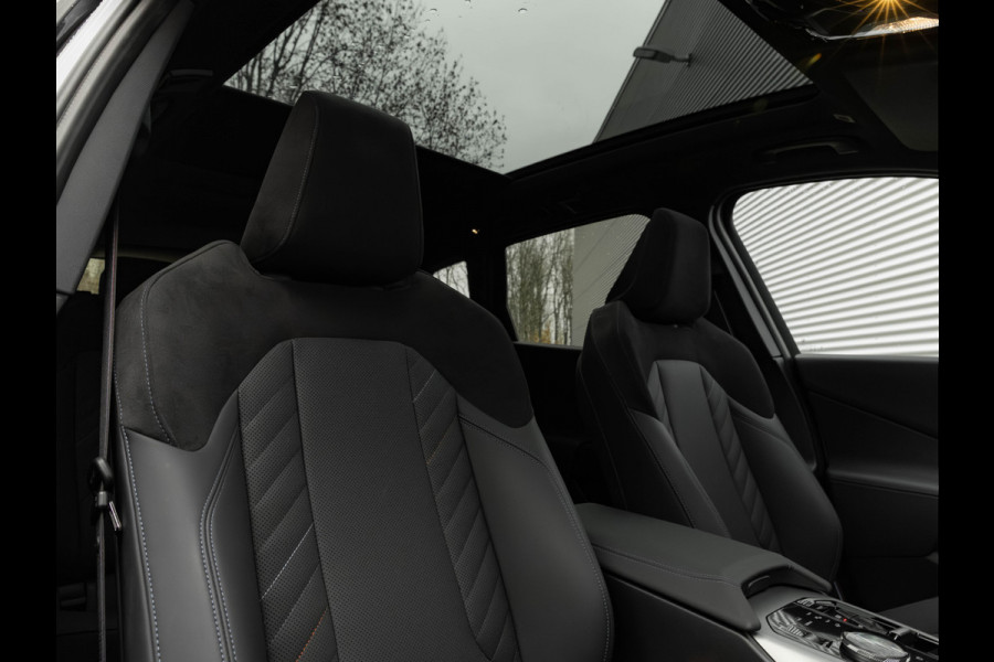BMW X3 30e xDrive M-Sport Pro - Pano - Trekhaak - ACC - Harman Kardon - Head-up