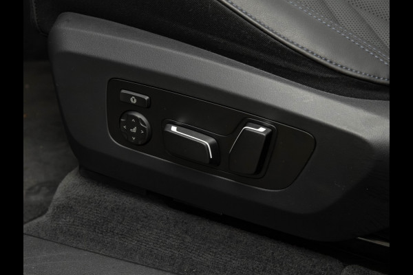 BMW X3 30e xDrive M-Sport Pro - Pano - Trekhaak - ACC - Harman Kardon - Head-up