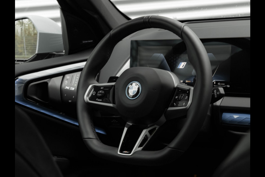 BMW X3 30e xDrive M-Sport Pro - Pano - Trekhaak - ACC - Harman Kardon - Head-up