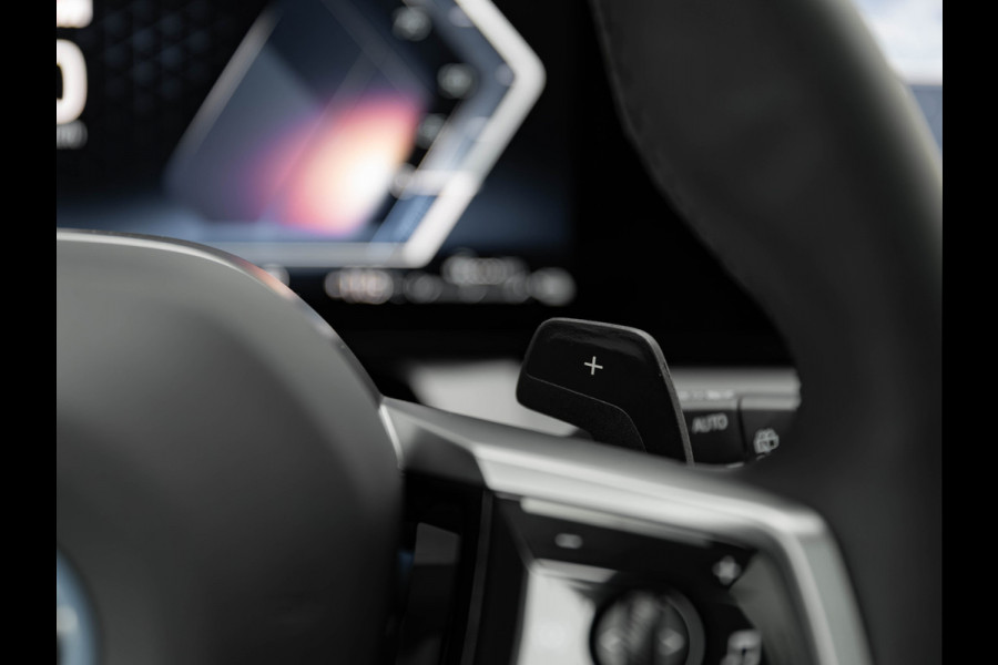 BMW X3 30e xDrive M-Sport Pro - Pano - Trekhaak - ACC - Harman Kardon - Head-up