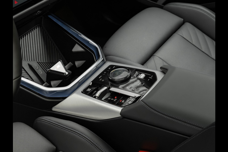 BMW X3 30e xDrive M-Sport Pro - Pano - Trekhaak - ACC - Harman Kardon - Head-up