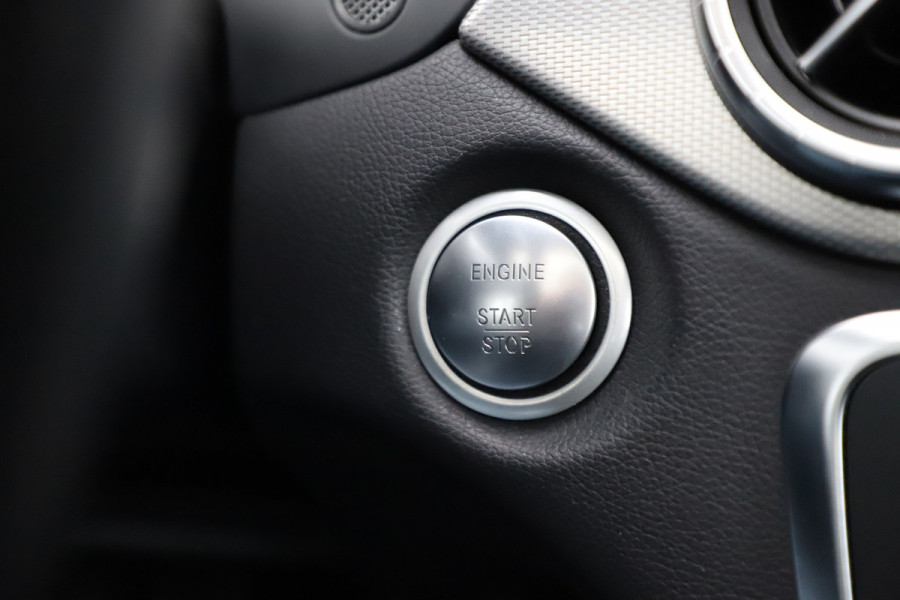 Mercedes-Benz CLA-Klasse 250 AMG Aut7 | 211PK | Pano | Harman/kardon | Stoelverw. | Leder | Standkachel | Clima | Led | Camera | 2018.