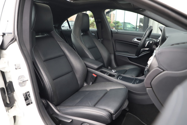 Mercedes-Benz CLA-Klasse 250 AMG Aut7 | 211PK | Pano | Harman/kardon | Stoelverw. | Leder | Standkachel | Clima | Led | Camera | 2018.